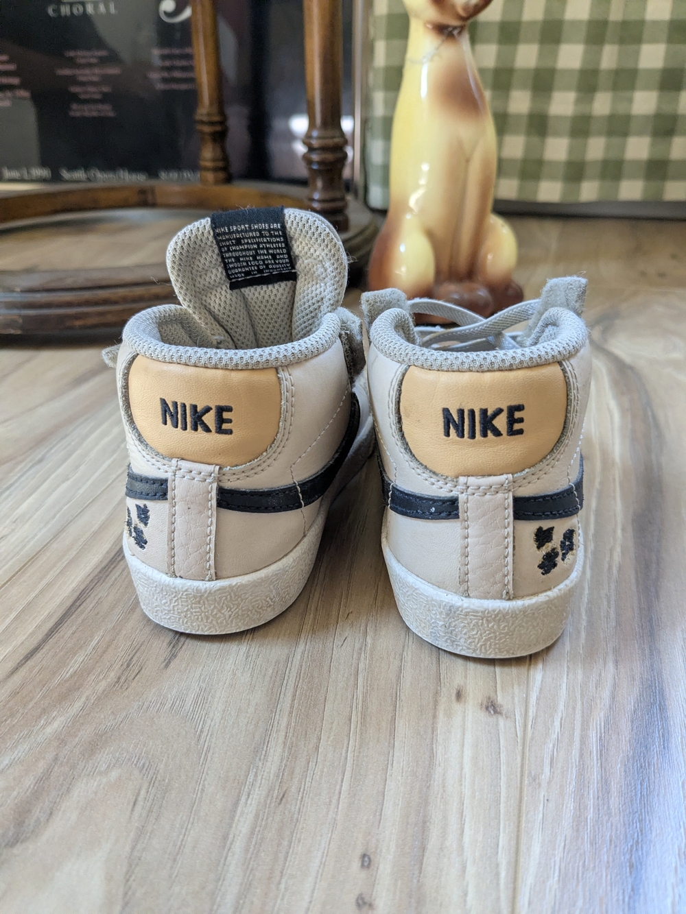 Nike Kids High-Top Sneakers - Picture 3 of 6